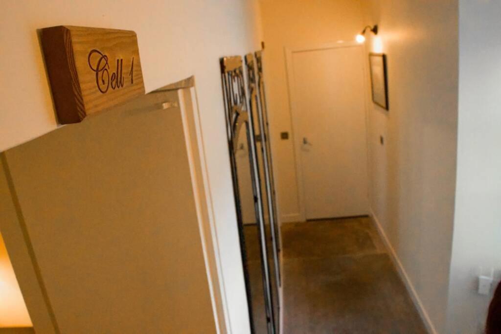 The Old Jail Apartment, אינוורארי מראה חיצוני תמונה
